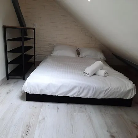 Le Jeannin - Apt 2 Prs, 1 Ch, Centre Historique